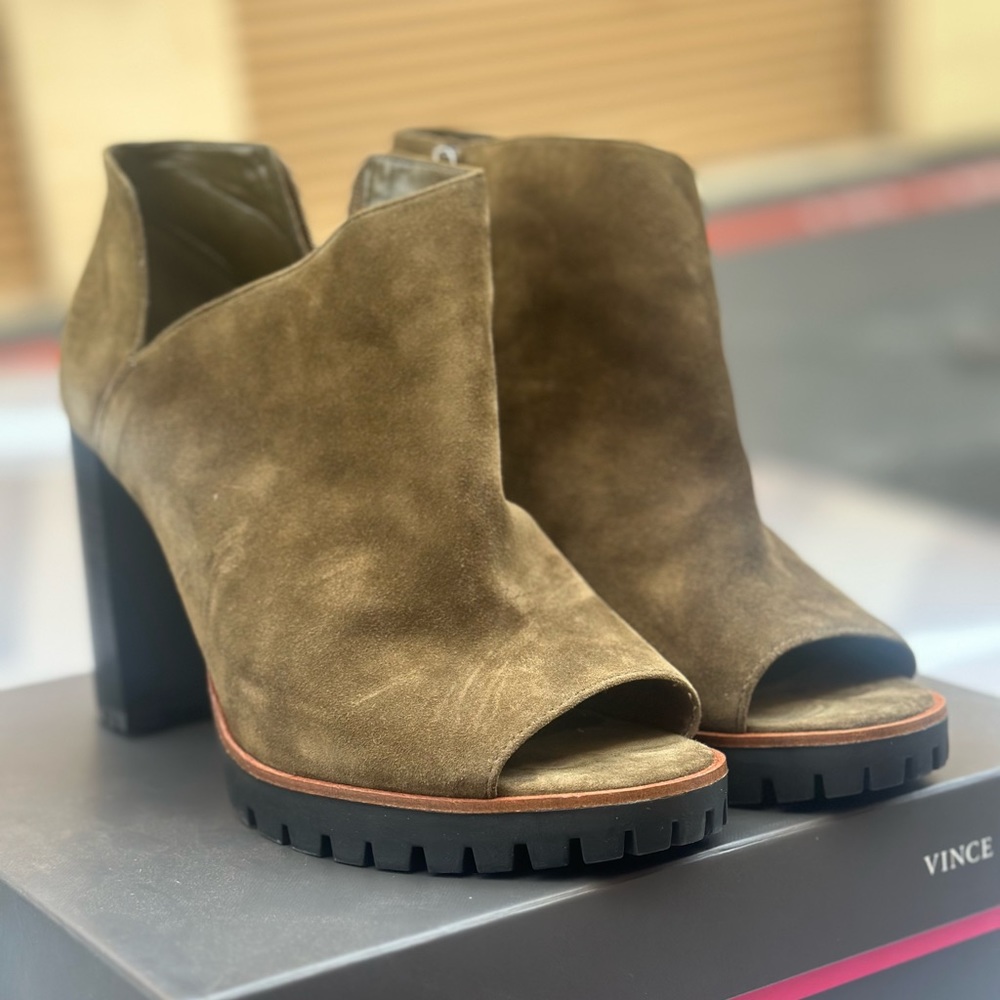 Vince Camuto heels